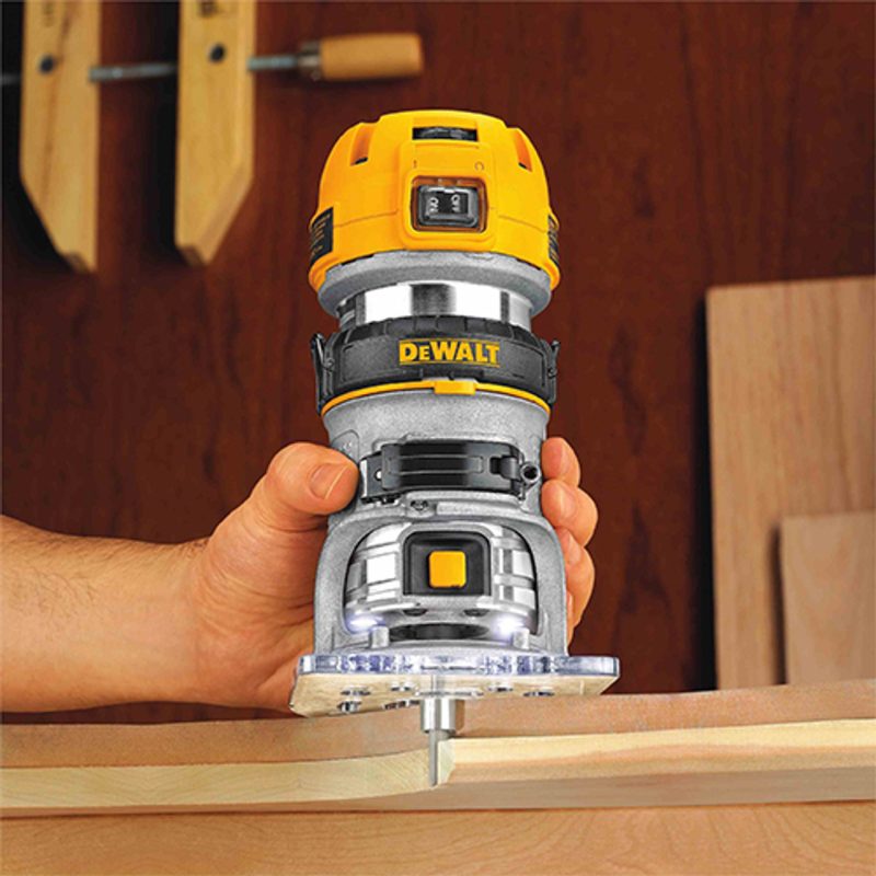 ROUTER ELECTRICO DEWALT 1 1/4, 1.25hp- DWP611-B3